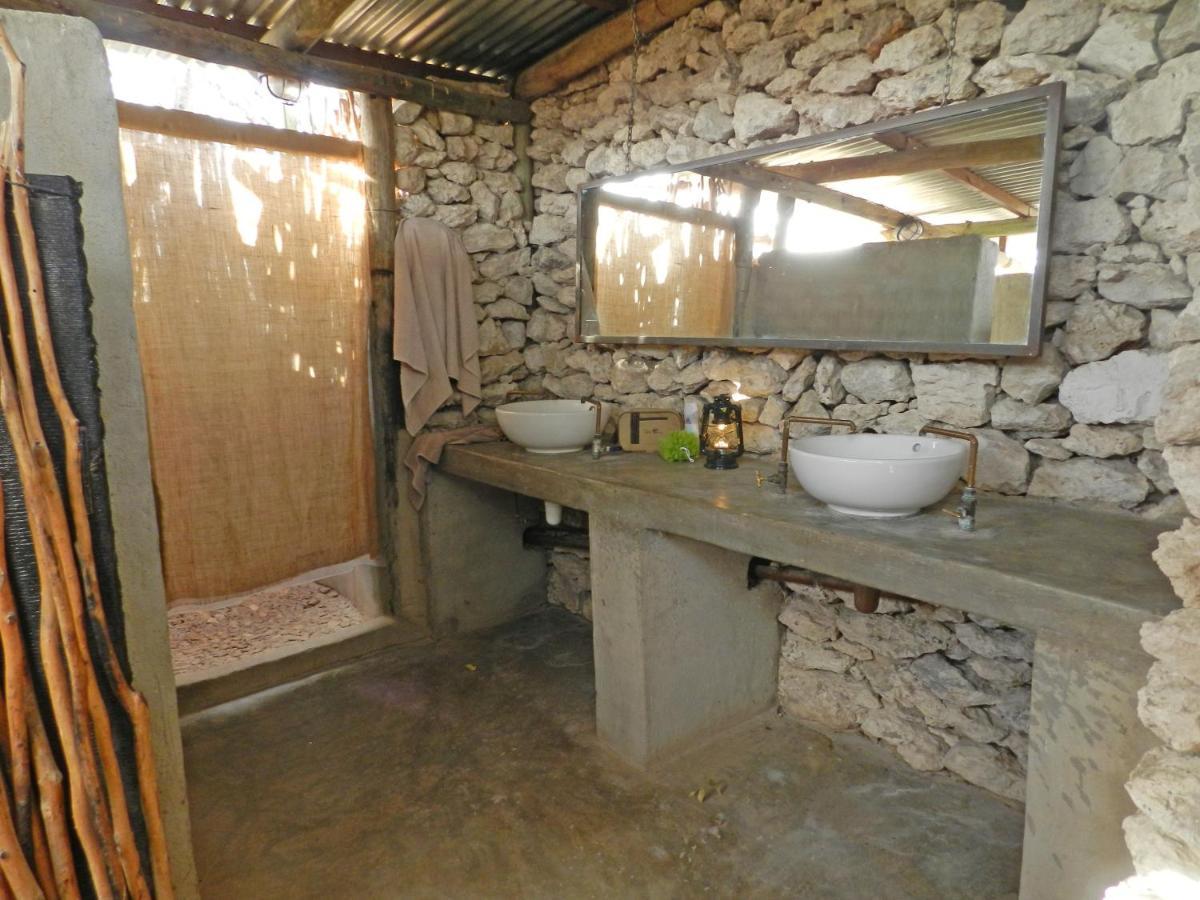 Etosha Village Campsite Okaukuejo Exteriör bild